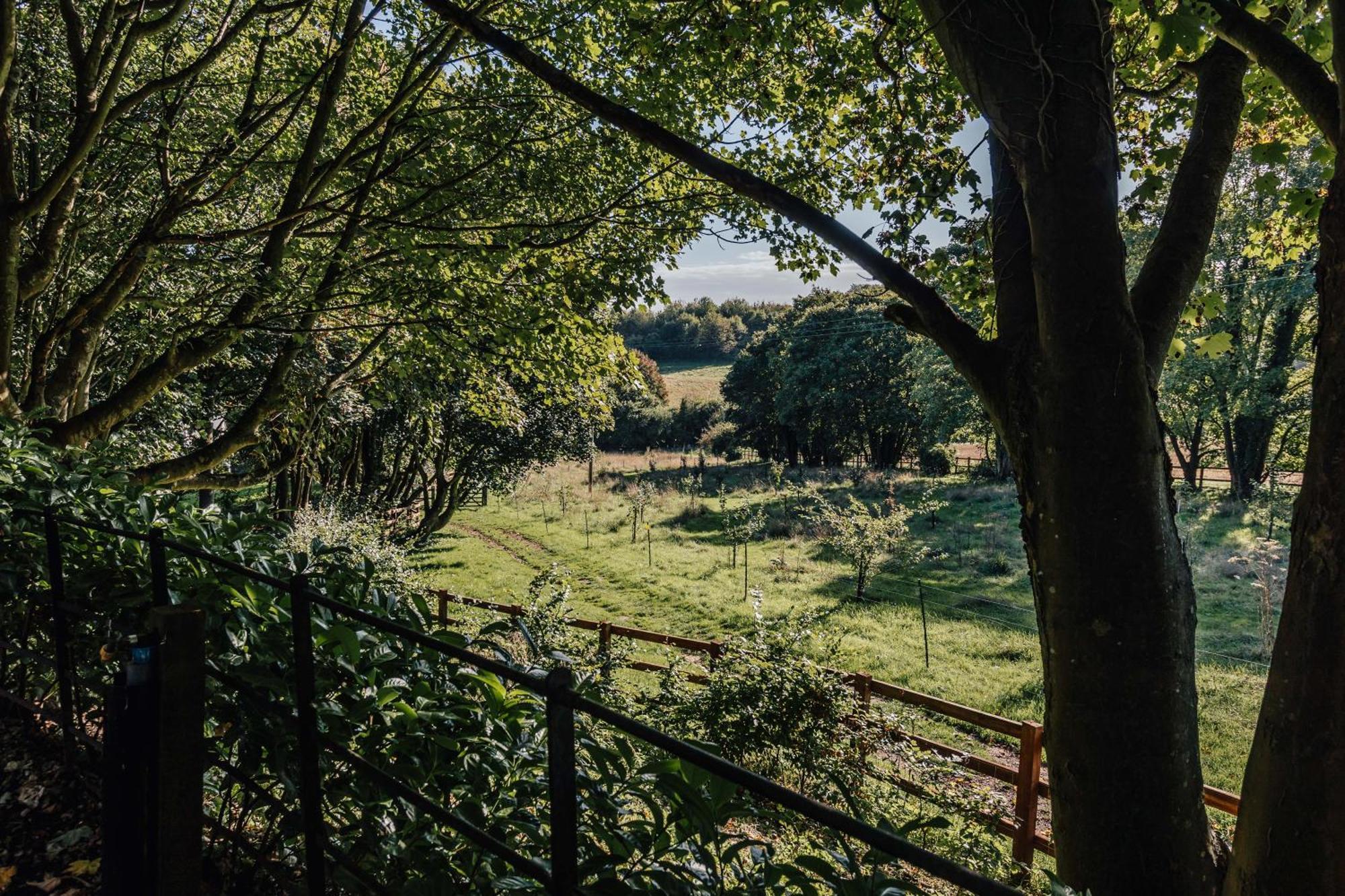 The Partridge Villa Medmenham Exterior photo